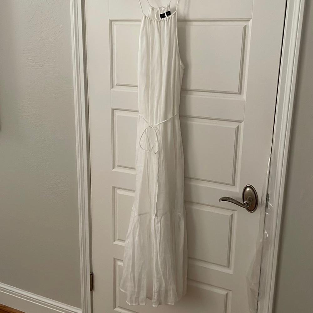 White linen maxi dress - Picture 1 of 4